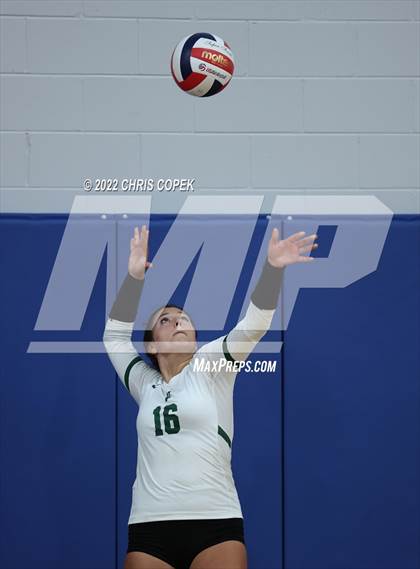 Thumbnail 3 in Calvary Christian vs Venice (Nike Tournament of Champions) photogallery.