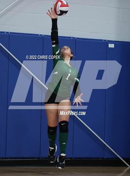 Thumbnail 3 in Calvary Christian vs Venice (Nike Tournament of Champions) photogallery.