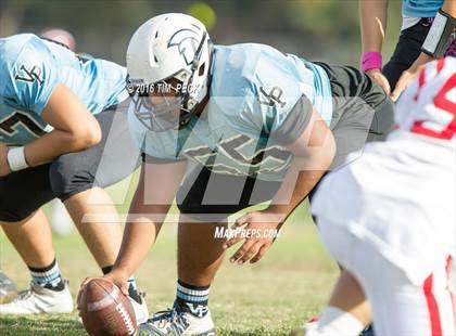 Thumbnail 3 in JV: Mater Dei vs. Villa Park photogallery.