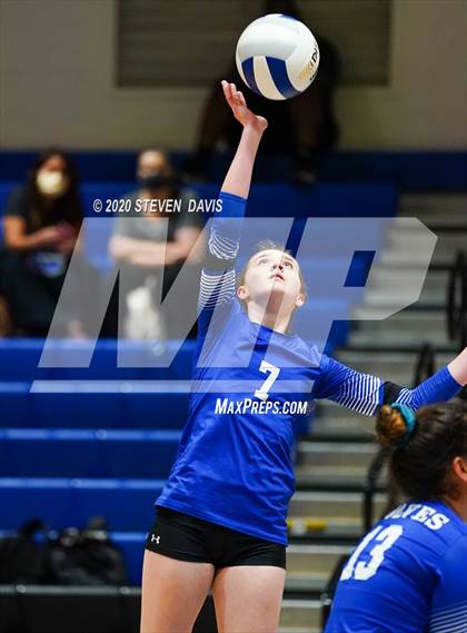 Thumbnail 3 in JV: Hamilton @ Chandler photogallery.