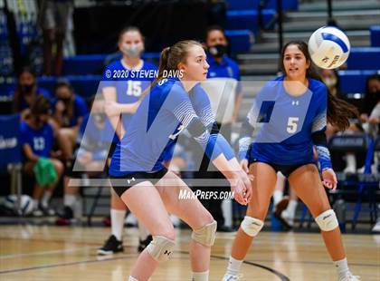 Thumbnail 3 in JV: Hamilton @ Chandler photogallery.