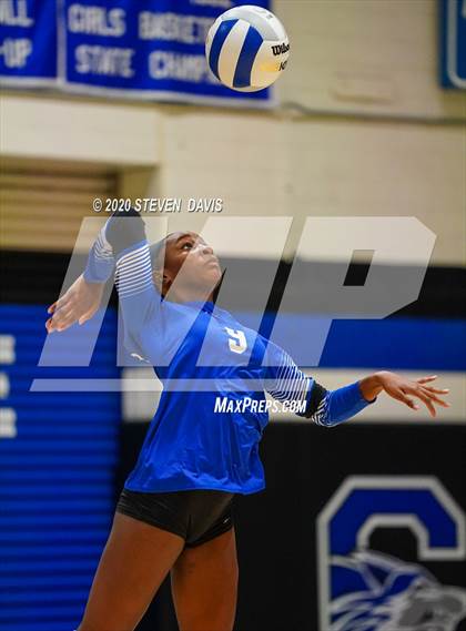 Thumbnail 2 in JV: Hamilton @ Chandler photogallery.