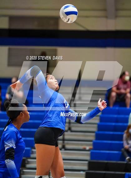 Thumbnail 2 in JV: Hamilton @ Chandler photogallery.