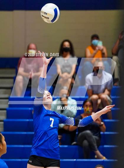 Thumbnail 2 in JV: Hamilton @ Chandler photogallery.