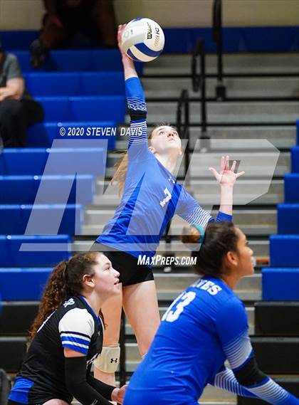 Thumbnail 1 in JV: Hamilton @ Chandler photogallery.