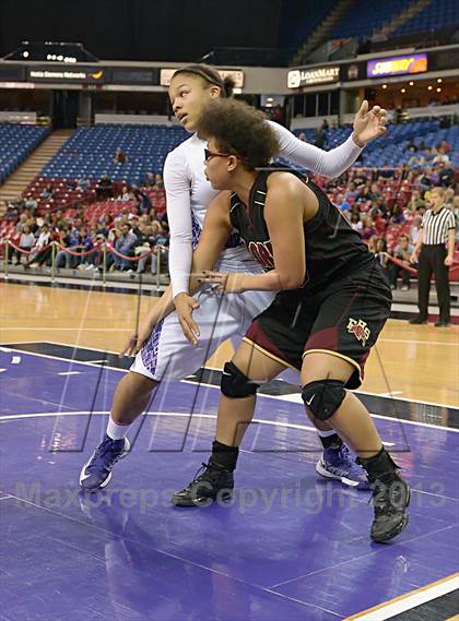 Thumbnail 2 in Florin vs. Sacramento (CIF SJS D2 Final) photogallery.