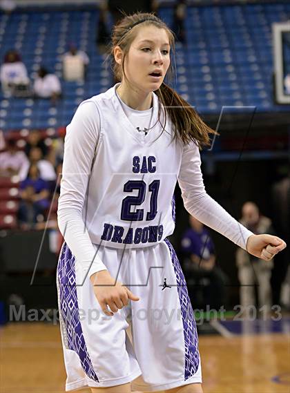 Thumbnail 3 in Florin vs. Sacramento (CIF SJS D2 Final) photogallery.