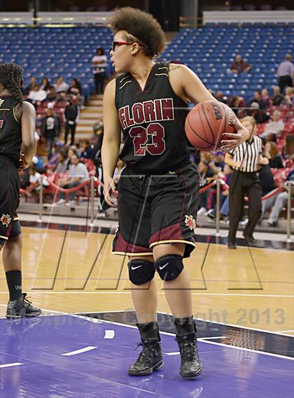 Thumbnail 3 in Florin vs. Sacramento (CIF SJS D2 Final) photogallery.