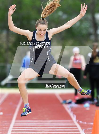 Thumbnail 1 in Royal Comet Invitational photogallery.