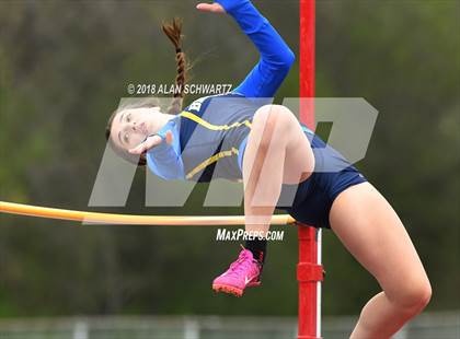 Thumbnail 3 in Royal Comet Invitational photogallery.