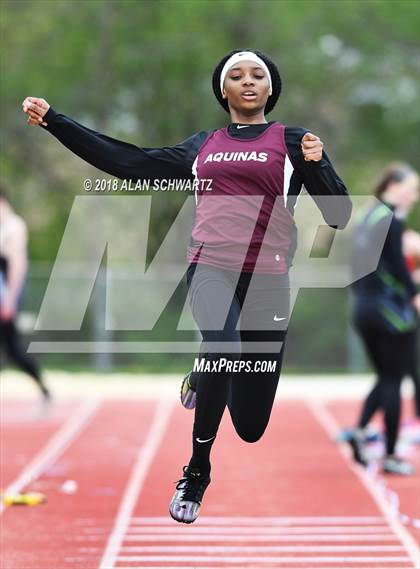 Thumbnail 2 in Royal Comet Invitational photogallery.
