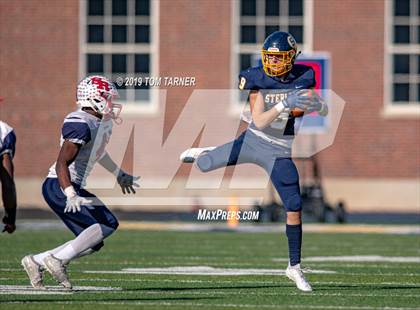 Thumbnail 2 in St. Rita @ Sterling (IHSA 5A 2nd Round Playoff) photogallery.
