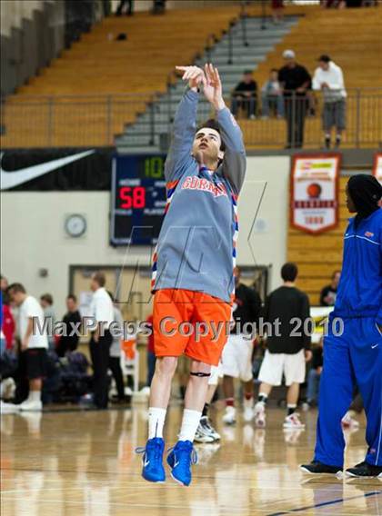 Thumbnail 2 in Bishop Gorman vs. Lincoln (Les Schwab Invitational 2010) photogallery.