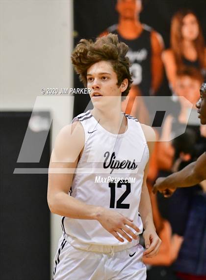 Thumbnail 1 in Vandegrift vs. Langham Creek (UIL Class 6A District Playoff) photogallery.
