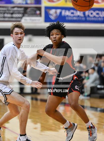 Thumbnail 1 in Vandegrift vs. Langham Creek (UIL Class 6A District Playoff) photogallery.