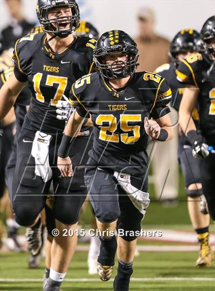 Thumbnail 1 in Prairie Grove vs. Nashville (AAA 4A Final) photogallery.