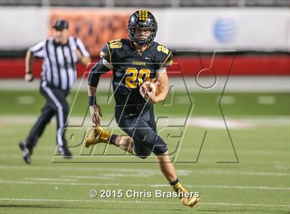 Thumbnail 1 in Prairie Grove vs. Nashville (AAA 4A Final) photogallery.