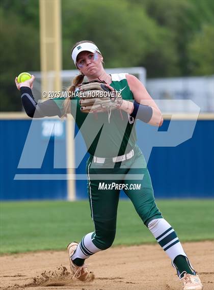 Thumbnail 1 in Reedy @ Wakeland photogallery.