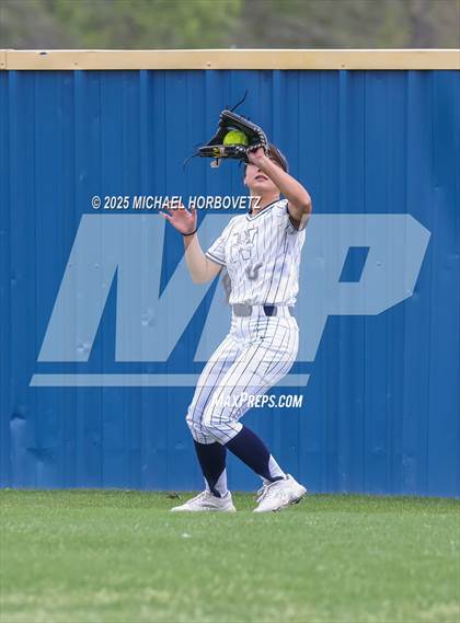 Thumbnail 3 in Reedy @ Wakeland photogallery.