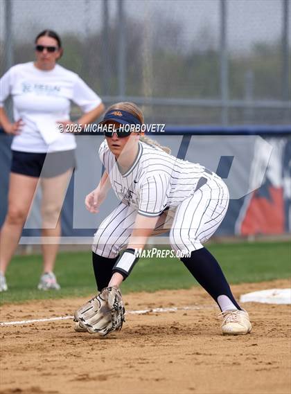 Thumbnail 1 in Reedy @ Wakeland photogallery.