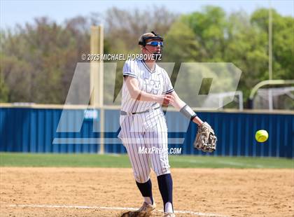 Thumbnail 1 in Reedy @ Wakeland photogallery.