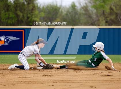 Thumbnail 2 in Reedy @ Wakeland photogallery.