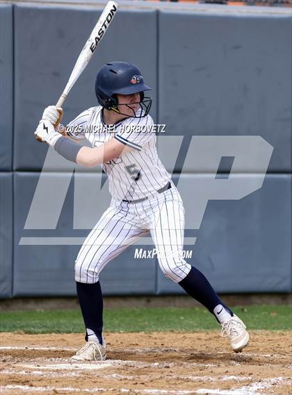 Thumbnail 3 in Reedy @ Wakeland photogallery.