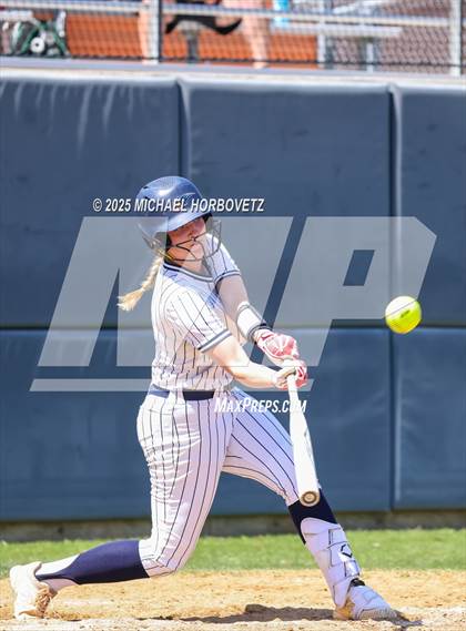 Thumbnail 2 in Reedy @ Wakeland photogallery.