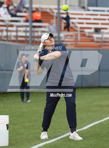 Thumbnail 3 in Reedy @ Wakeland photogallery.