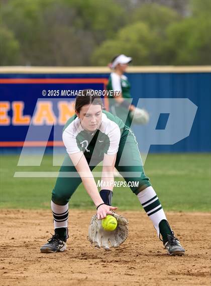 Thumbnail 2 in Reedy @ Wakeland photogallery.