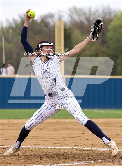 Thumbnail 2 in Reedy @ Wakeland photogallery.