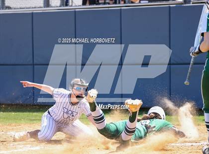 Thumbnail 3 in Reedy @ Wakeland photogallery.