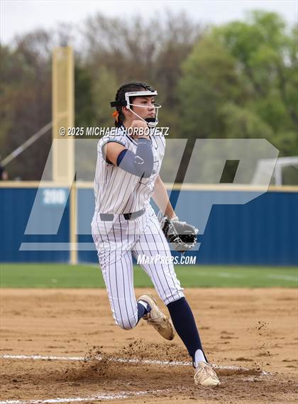 Thumbnail 2 in Reedy @ Wakeland photogallery.
