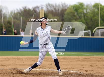 Thumbnail 3 in Reedy @ Wakeland photogallery.