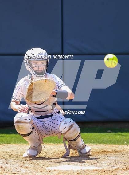 Thumbnail 3 in Reedy @ Wakeland photogallery.