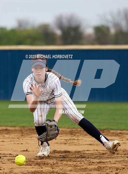 Thumbnail 2 in Reedy @ Wakeland photogallery.