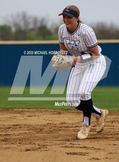 Thumbnail 3 in Reedy @ Wakeland photogallery.