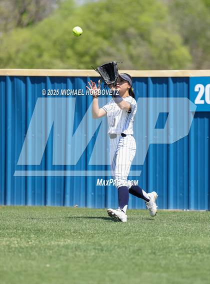 Thumbnail 1 in Reedy @ Wakeland photogallery.