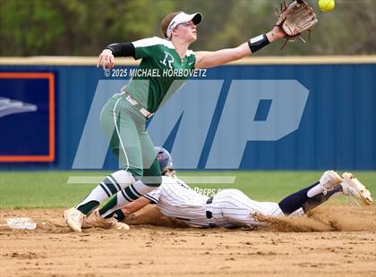 Thumbnail 3 in Reedy @ Wakeland photogallery.