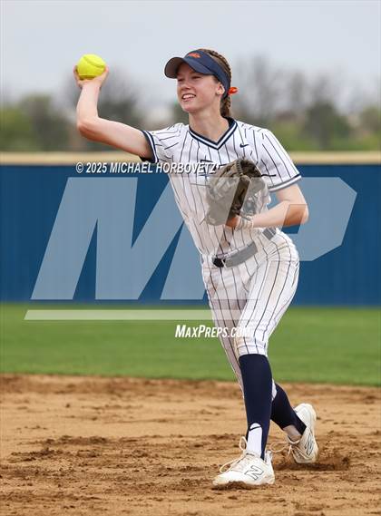 Thumbnail 1 in Reedy @ Wakeland photogallery.