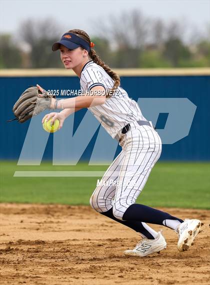 Thumbnail 3 in Reedy @ Wakeland photogallery.