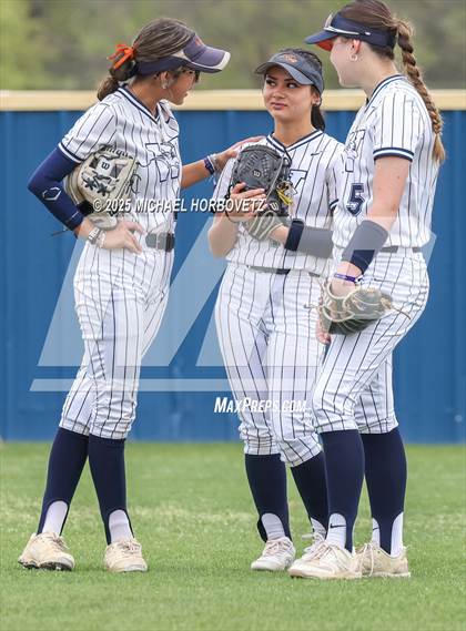 Thumbnail 1 in Reedy @ Wakeland photogallery.
