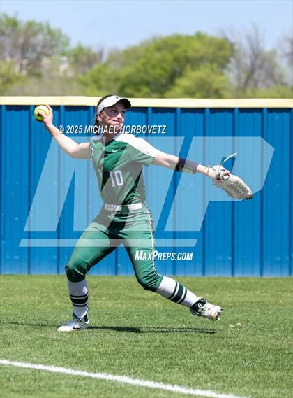 Thumbnail 2 in Reedy @ Wakeland photogallery.