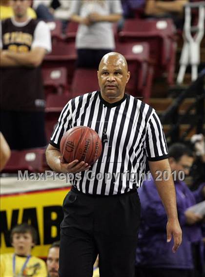 Thumbnail 2 in Woodcreek vs. St. Francis (CIF NorCal D2 Final) photogallery.