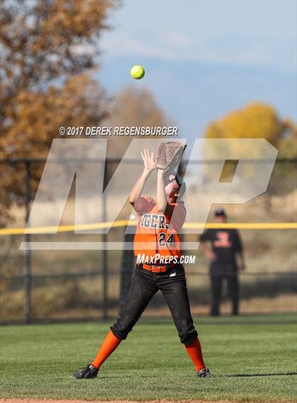 Thumbnail 1 in Pueblo County vs. Erie (CHSAA 4A Playoffs) photogallery.