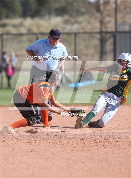 Thumbnail 3 in Pueblo County vs. Erie (CHSAA 4A Playoffs) photogallery.