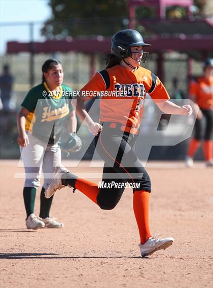 Thumbnail 2 in Pueblo County vs. Erie (CHSAA 4A Playoffs) photogallery.