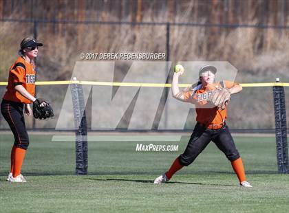 Thumbnail 2 in Pueblo County vs. Erie (CHSAA 4A Playoffs) photogallery.