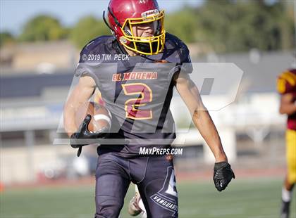 Thumbnail 1 in Esperanza @ El Modena photogallery.