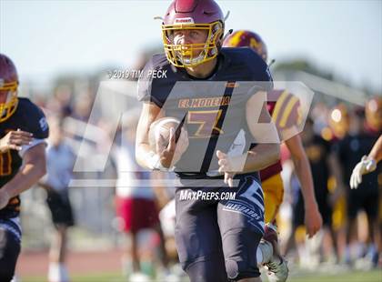 Thumbnail 2 in Esperanza @ El Modena photogallery.